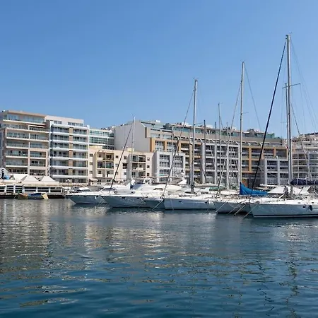 Apartment Seafront Deluxe Apt - Balcony Opposite The Harbour By 360 Estates Pieta