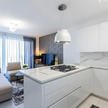 Apartment Seafront Deluxe Apt - Balcony Opposite The Harbour By 360 Estates *