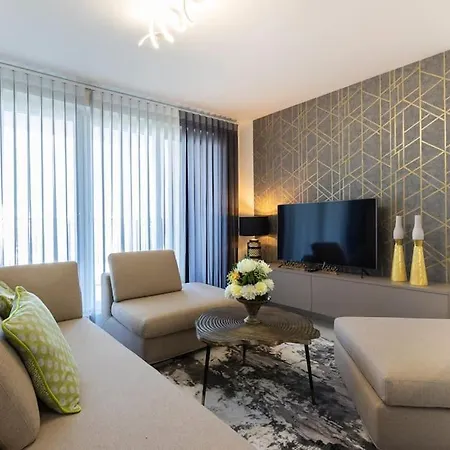 Appartamento Seafront Deluxe Apt - Balcony Opposite The Harbour By 360 Estates *