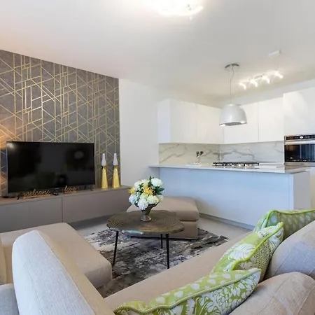 Seafront Deluxe Apt - Balcony Opposite The Harbour By 360 Estates