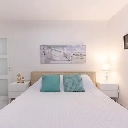 Seafront Deluxe Apt - Balcony Opposite The Harbour By 360 Estates Appartement