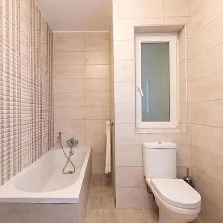 Seafront Deluxe Apt - Balcony Opposite The Harbour By 360 Estates * Pietà