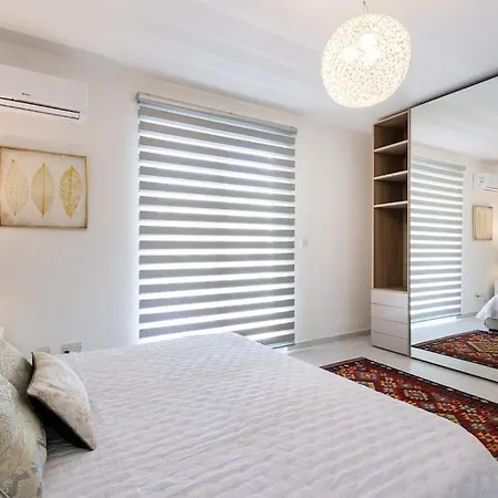 Seafront Deluxe Apt - Balcony Opposite The Harbour By 360 Estates Pietà